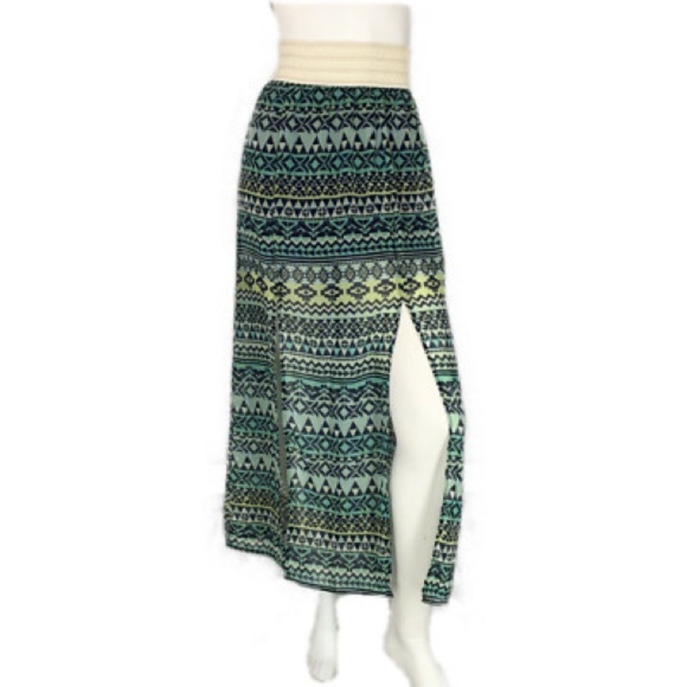 Boho Geometric Print Maxi Skirt with Crochet Waistband